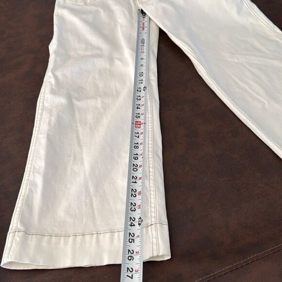 NWT Utility Relaxed Straight Leg Jeans by Frame Denim - Picture 13 of 16